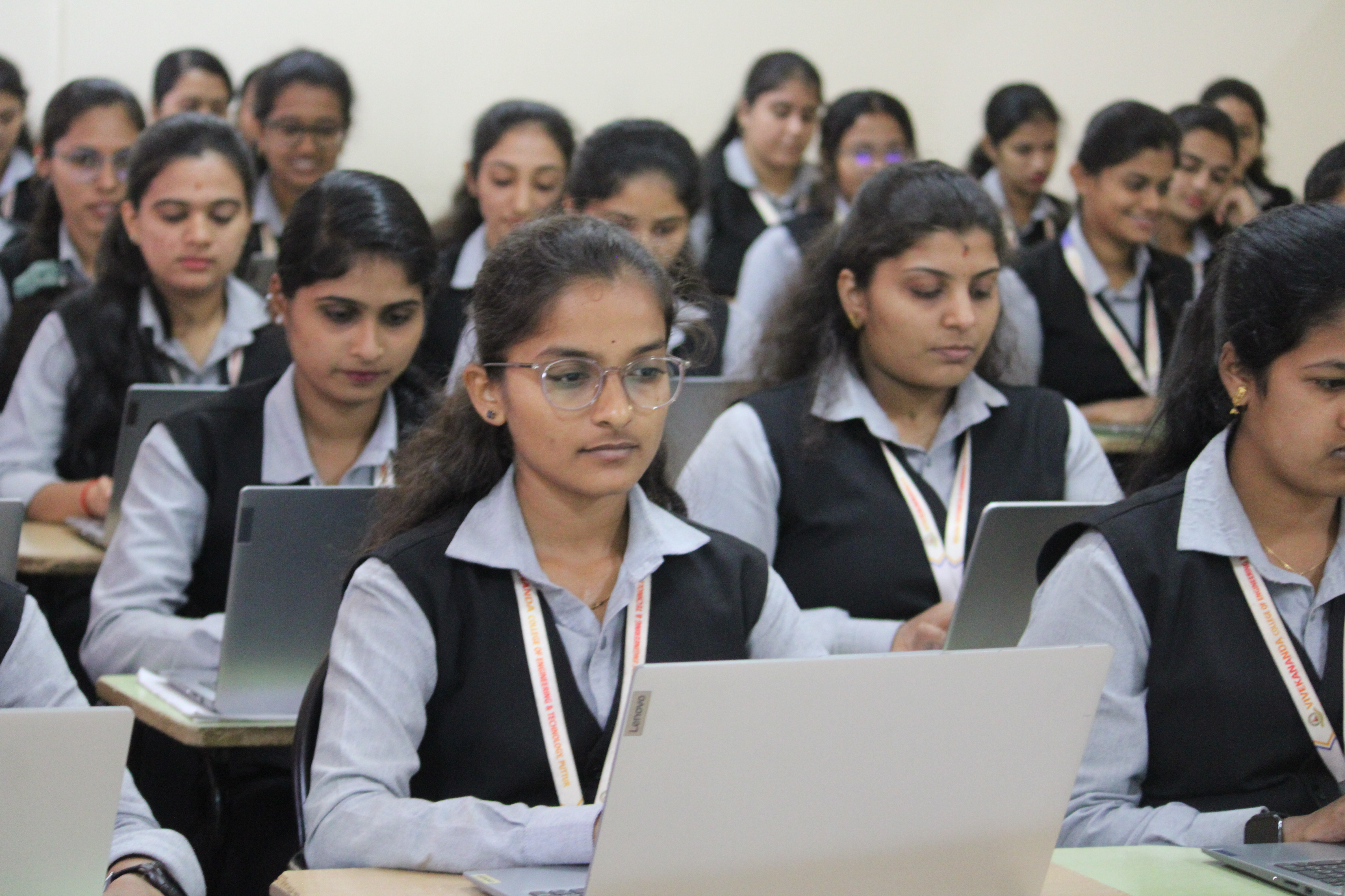 Vivekananda College of Engineering & Technology, Puttur, D.K.